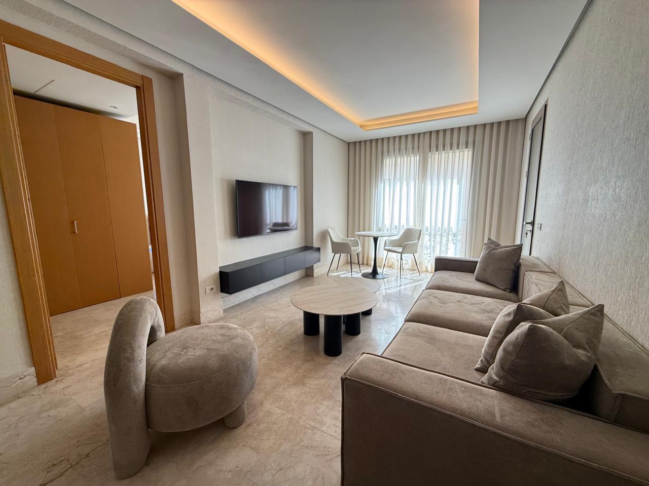 Triangle d'Or/Appartement meublé 85m² - Terrasse